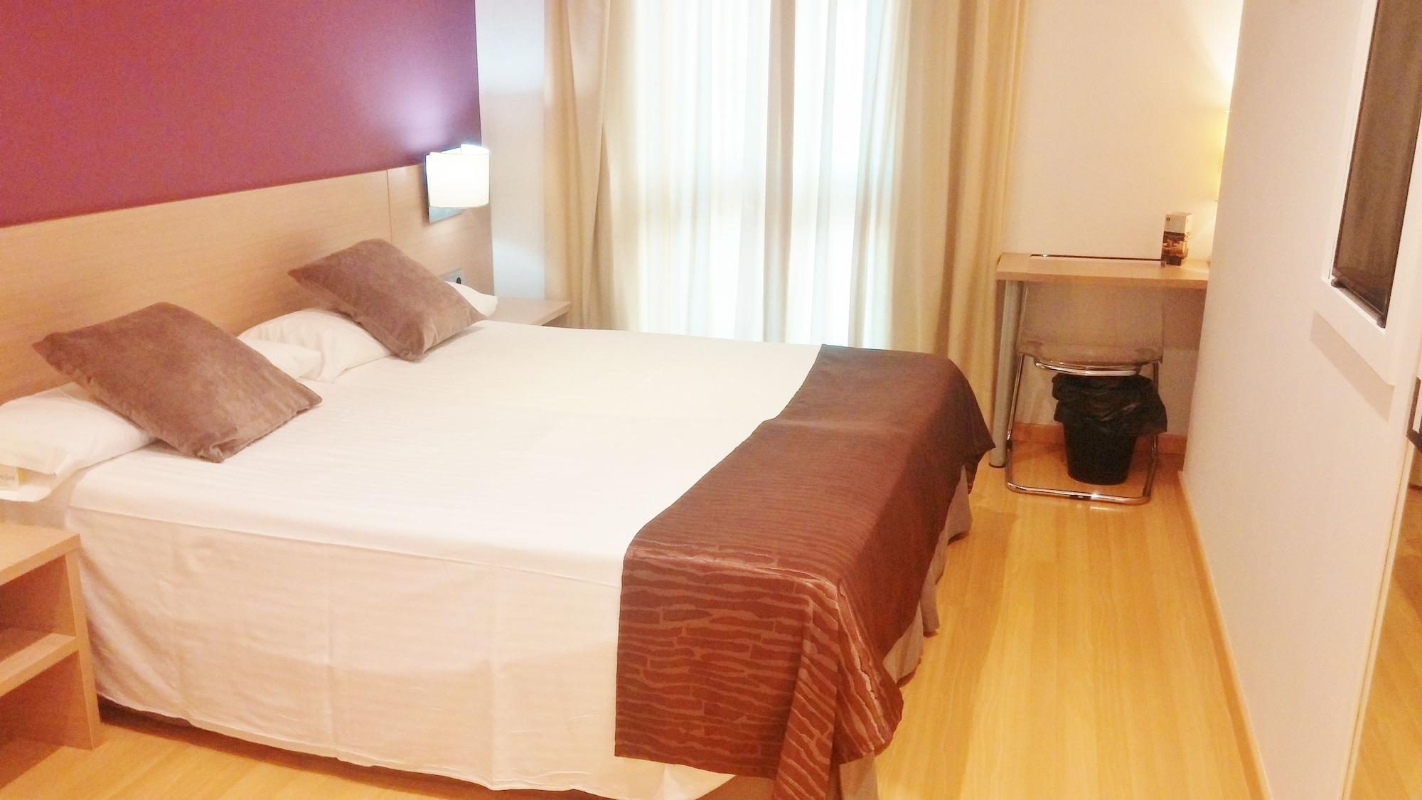 Hotel Abbot Барселона Экстерьер фото